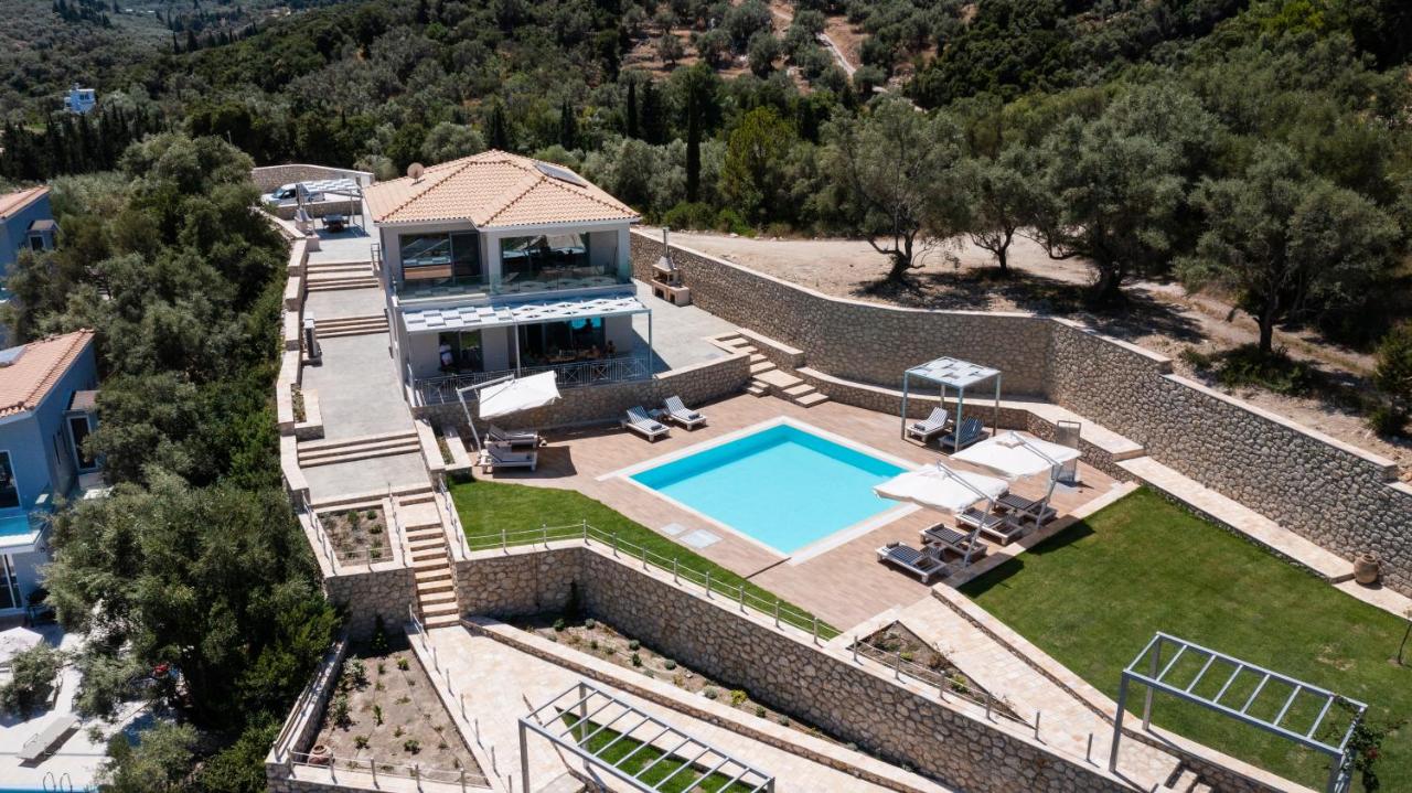 Aspasia's Mansion Luxury Accommodation in Lygia, Lefkada - Image 12