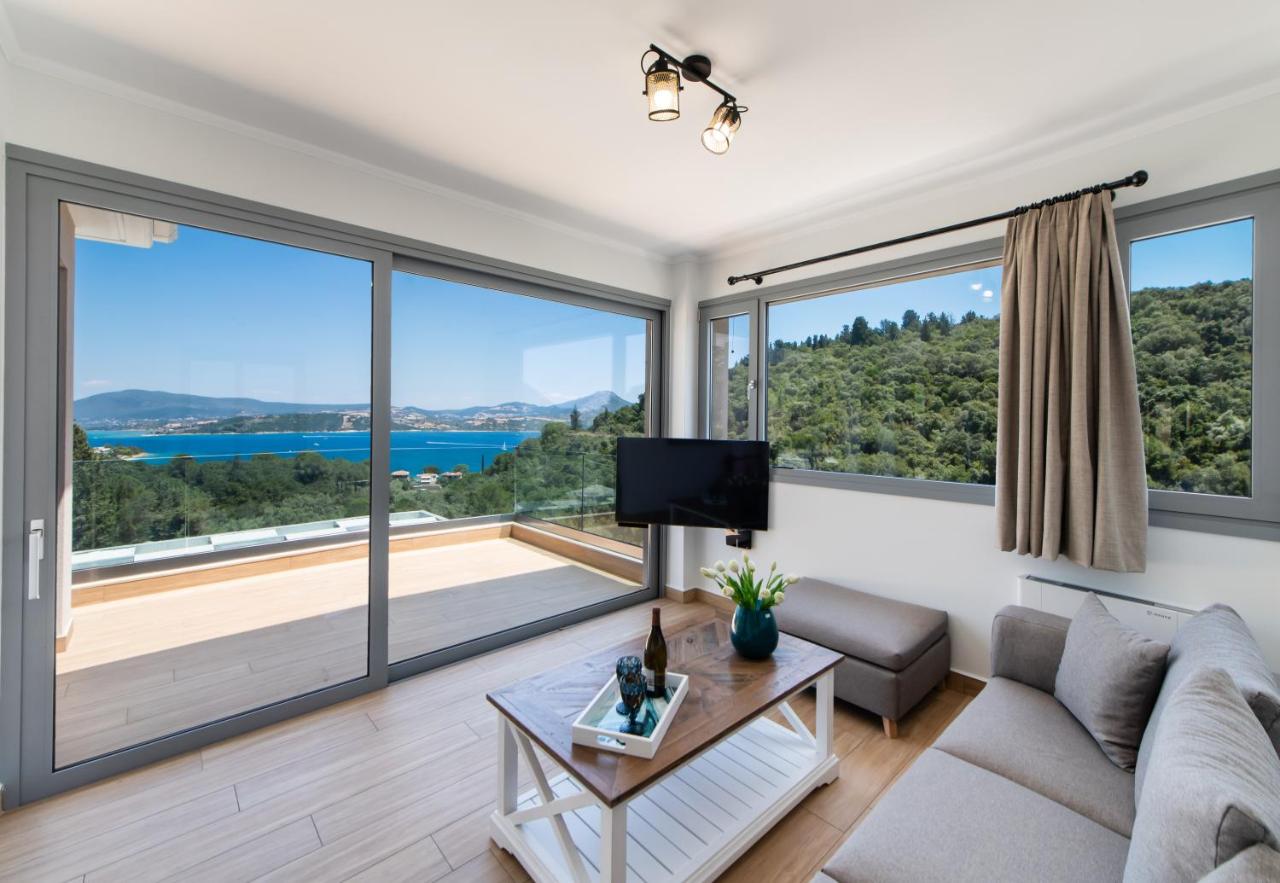 Aspasia's Mansion Luxury Accommodation in Lygia, Lefkada - Image 2