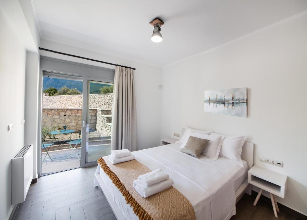 Aspasia's Mansion Luxury Accommodation in Lygia, Lefkada - Image 29