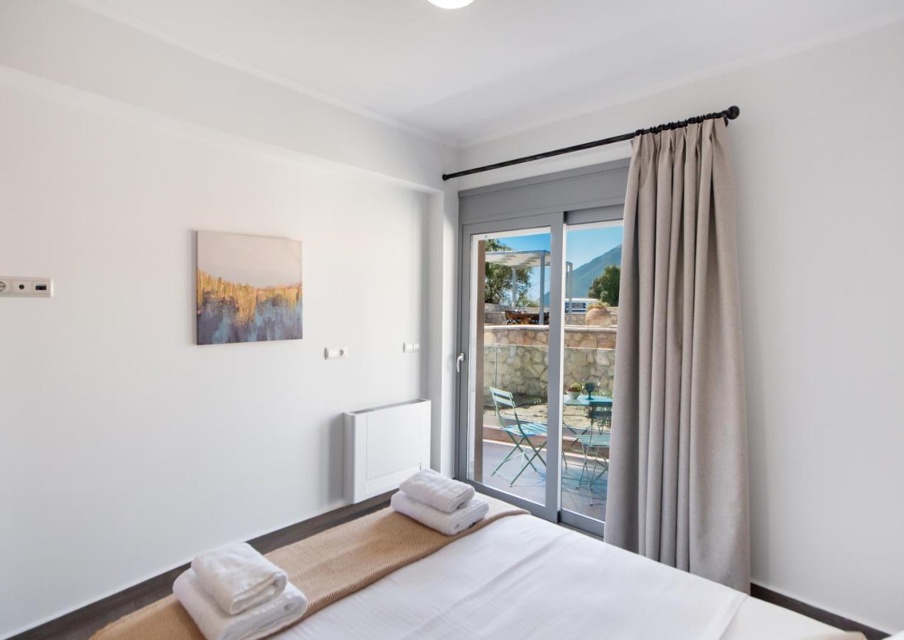 Aspasia's Mansion Luxury Accommodation in Lygia, Lefkada - Image 34