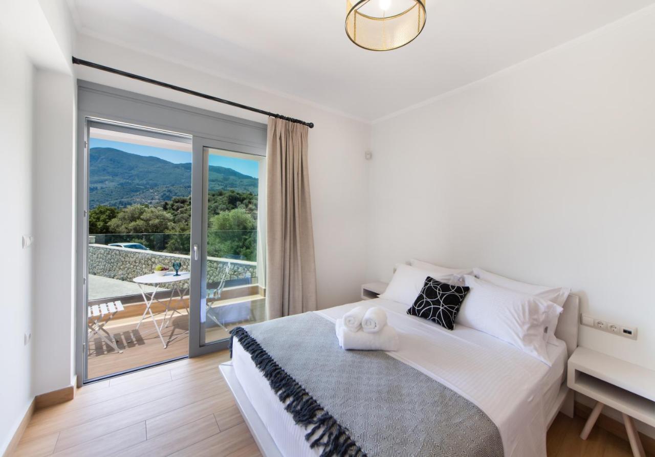 Aspasia's Mansion Luxury Accommodation in Lygia, Lefkada - Image 35